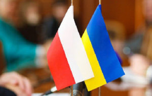 Закон об образовании: Польша и Украина